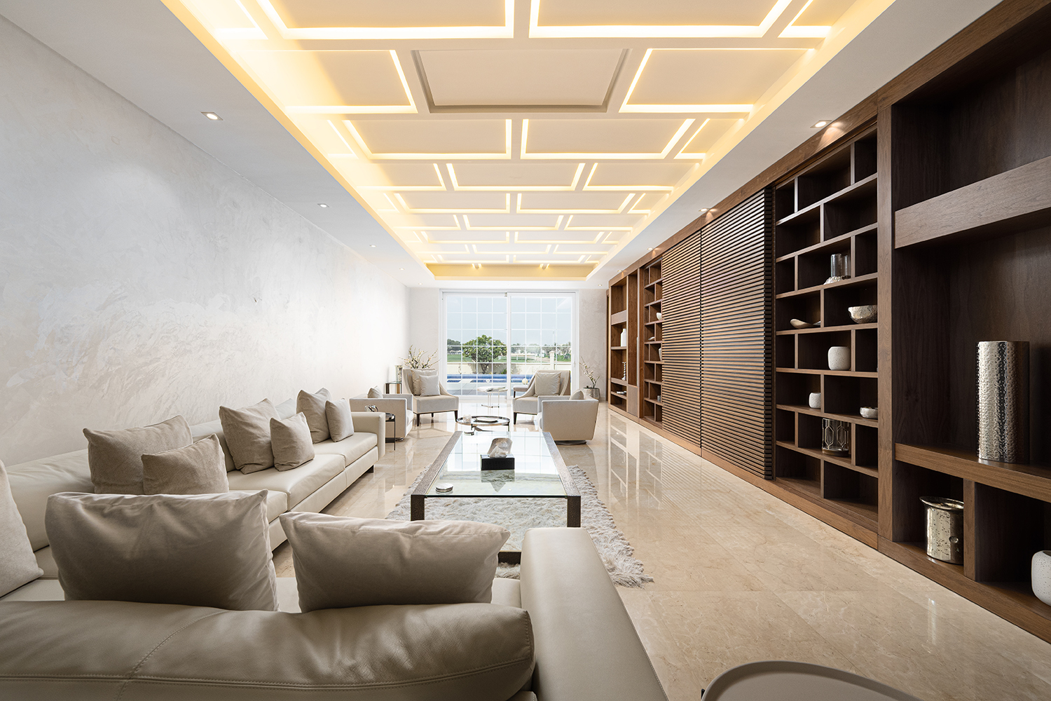 7 Bedrooms Villa in Polo Homes