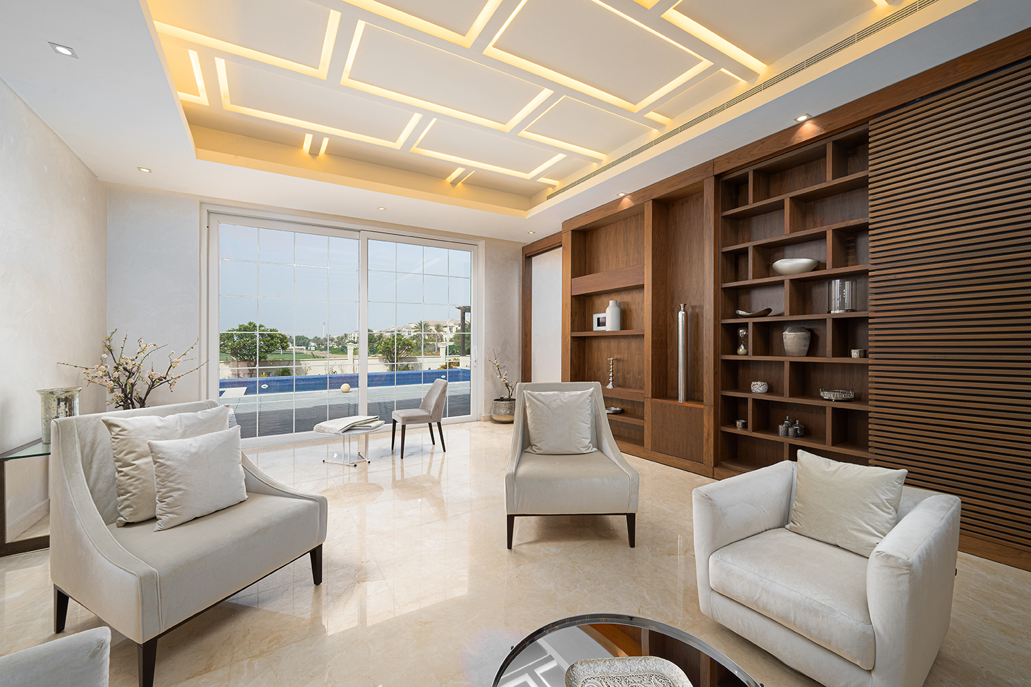 7 Bedrooms Villa in Polo Homes