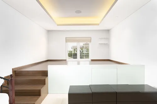 7 Bedrooms Villa in Polo Homes