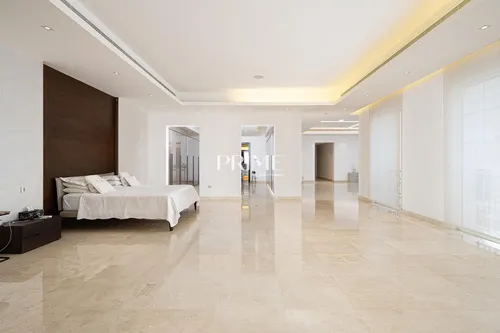 7 Bedrooms Villa in Polo Homes