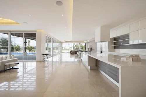 7 Bedrooms Villa in Polo Homes