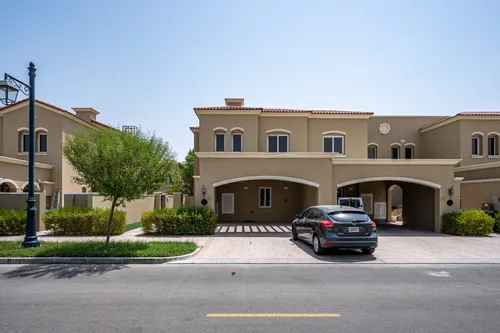 3 Bedrooms Villa in Casa Dora