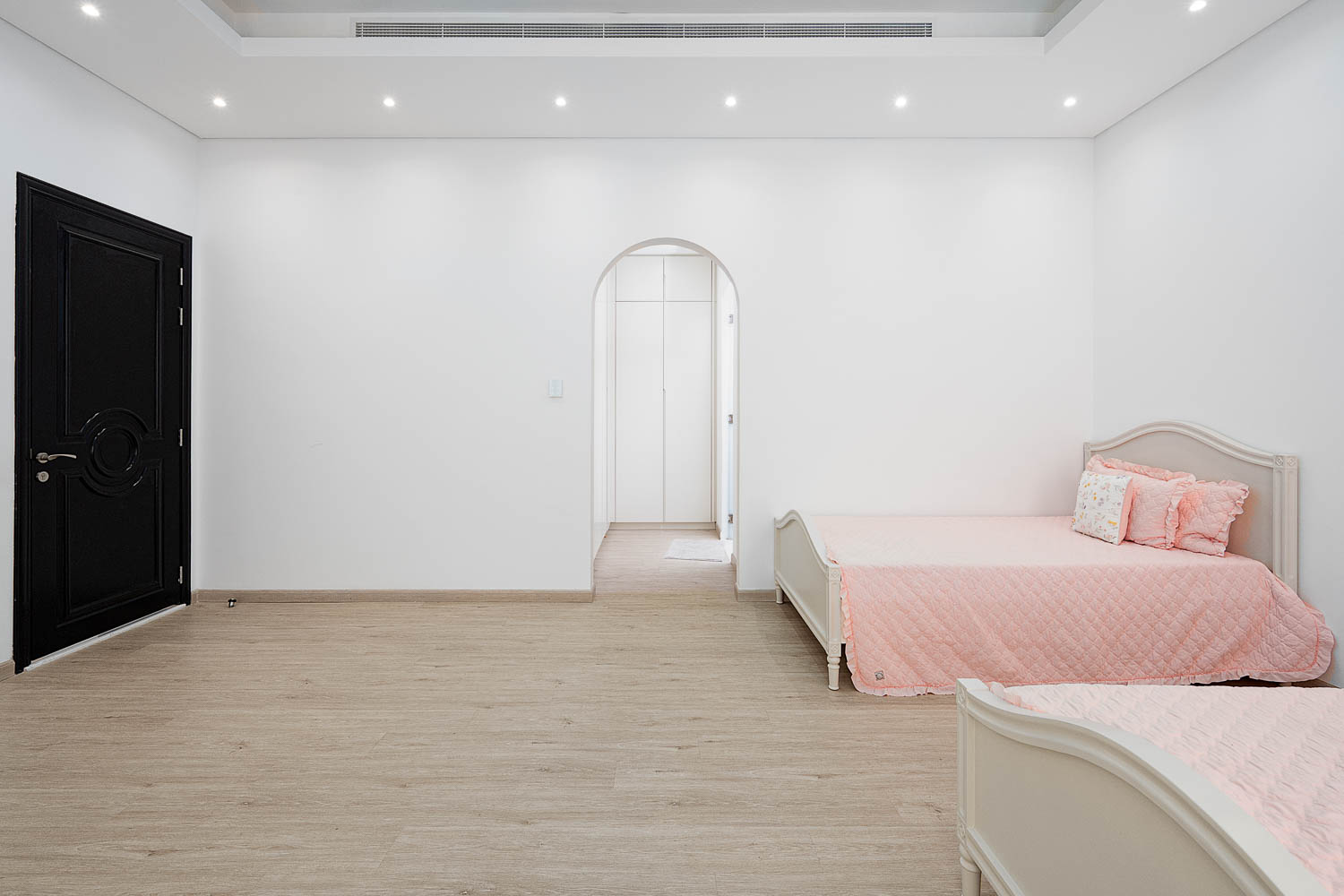 5 Bedrooms Villa in Al Barsha South 2