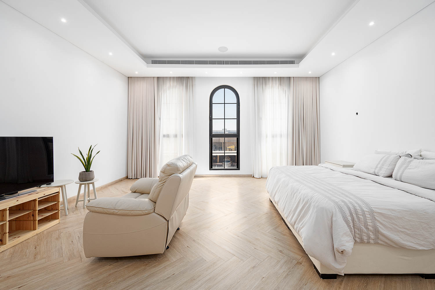 5 Bedrooms Villa in Al Barsha South 2