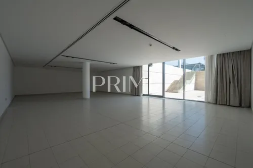 6 Bedrooms Villa in Celia Gardens