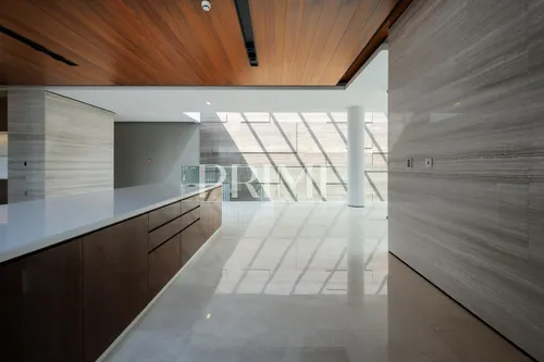 6 Bedrooms Villa in Celia Gardens