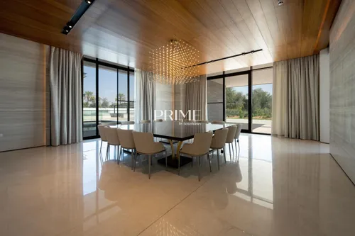 6 Bedrooms Villa in Celia Gardens