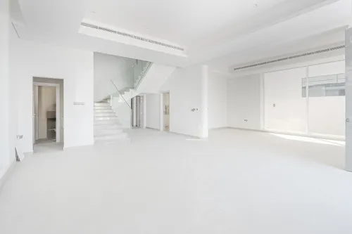 4 Bedrooms Villa in Hoshi 1