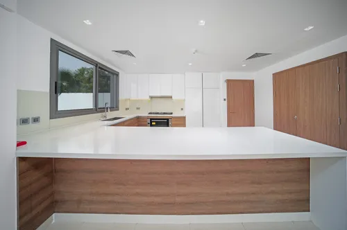 4 Bedrooms Villa in Aspens