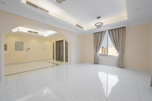 6 Bedrooms Villa in Al Barsha South 2