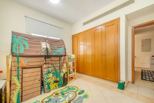 3 Bedrooms Villa in Mirdif Villas