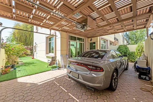 3 Bedrooms Villa in Mirdif Villas