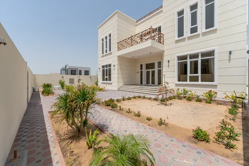 5 Bedrooms Villa in Al Barsha South 2