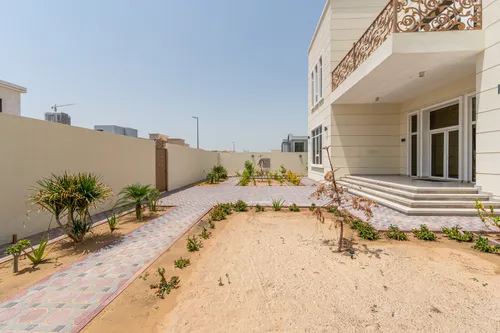 5 Bedrooms Villa in Al Barsha South 2