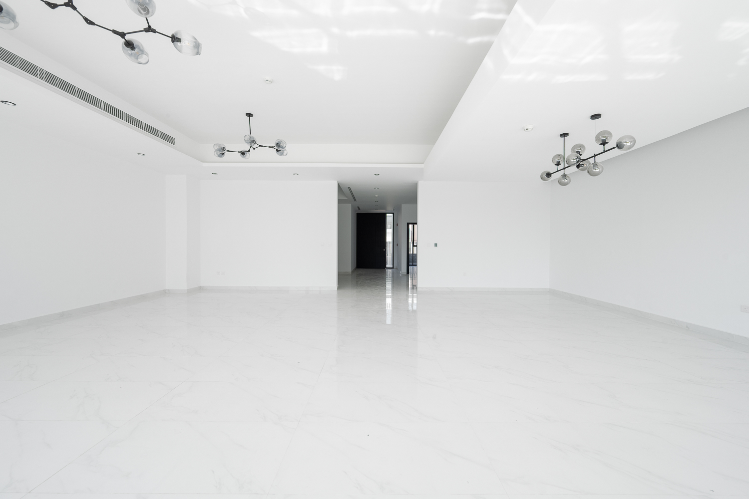 5 Bedrooms Villa in Jumeirah Park Homes