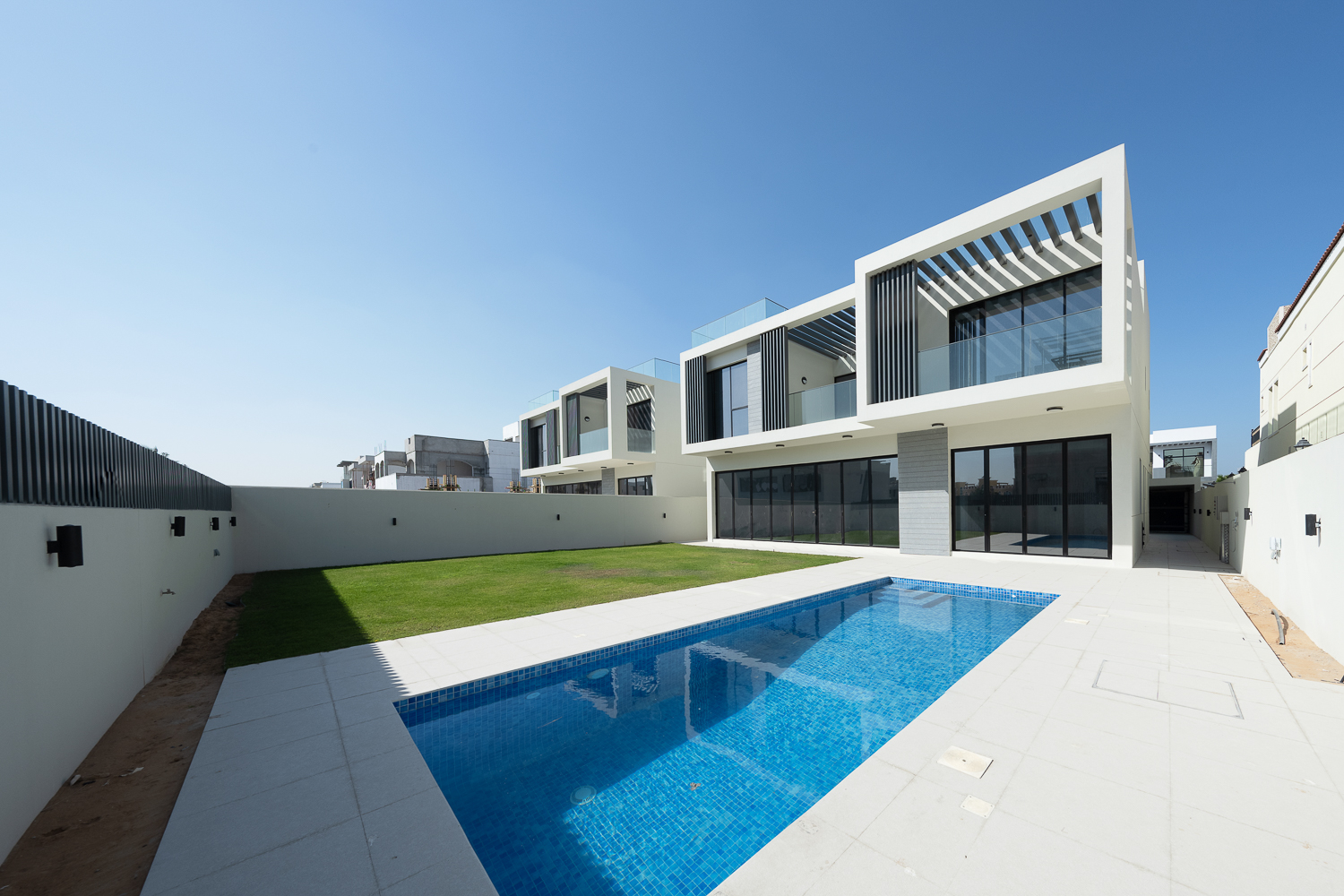 5 Bedrooms Villa in Jumeirah Park Homes