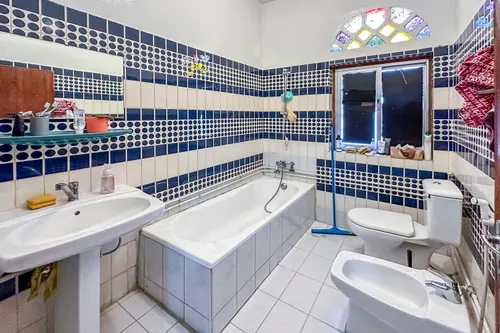 4 Bedrooms Villa in Al Hazana
