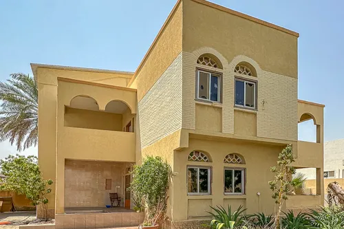 4 Bedrooms Villa in Al Hazana