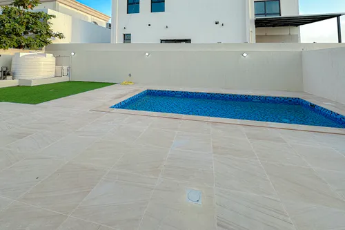 6 Bedrooms Villa in Hoshi 1