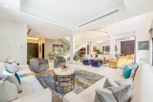 4 Bedrooms Villa in Entertainment Foyer