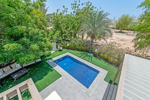 4 Bedrooms Villa in Entertainment Foyer