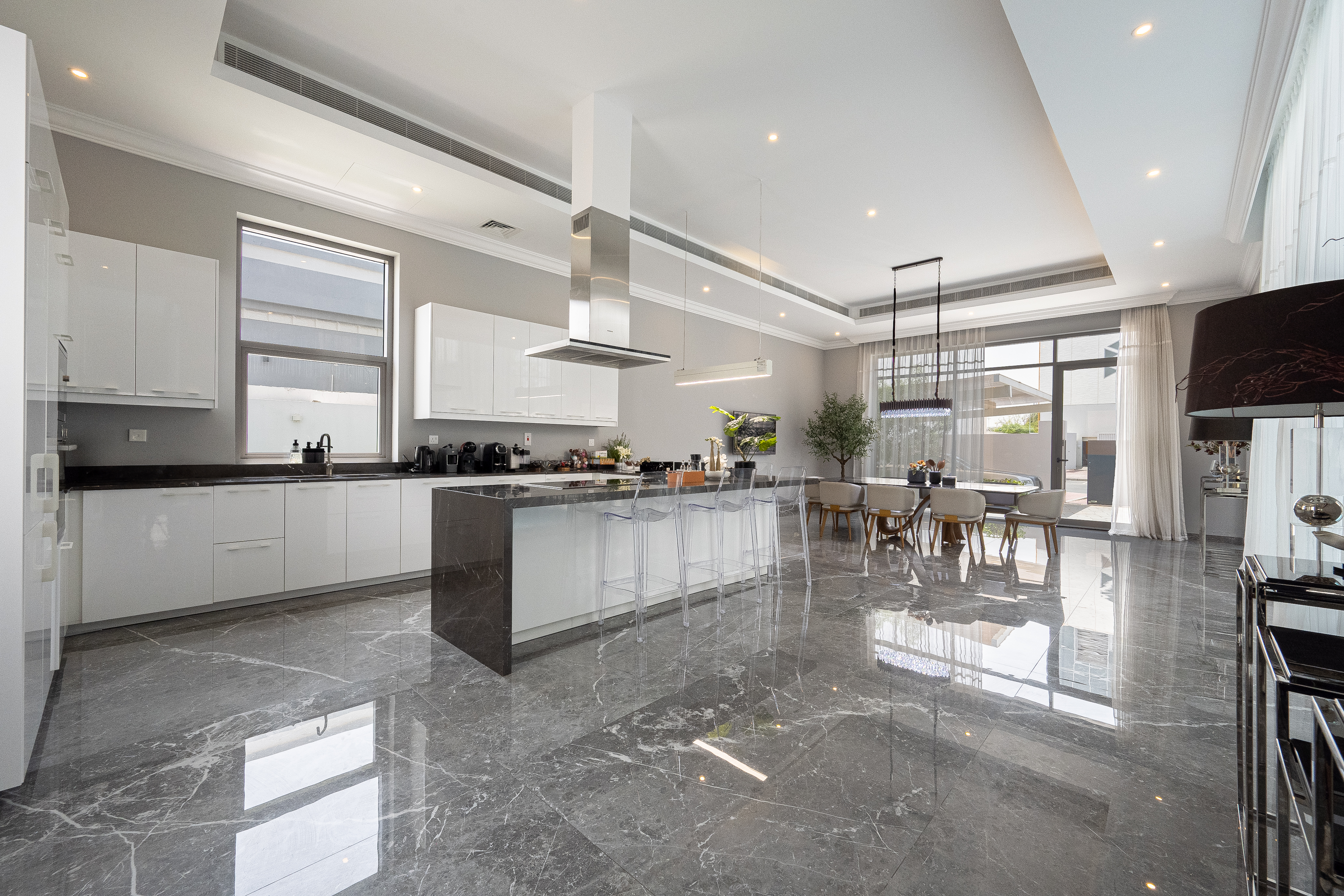6 Bedrooms Villa in Umm Al Sheif Villas