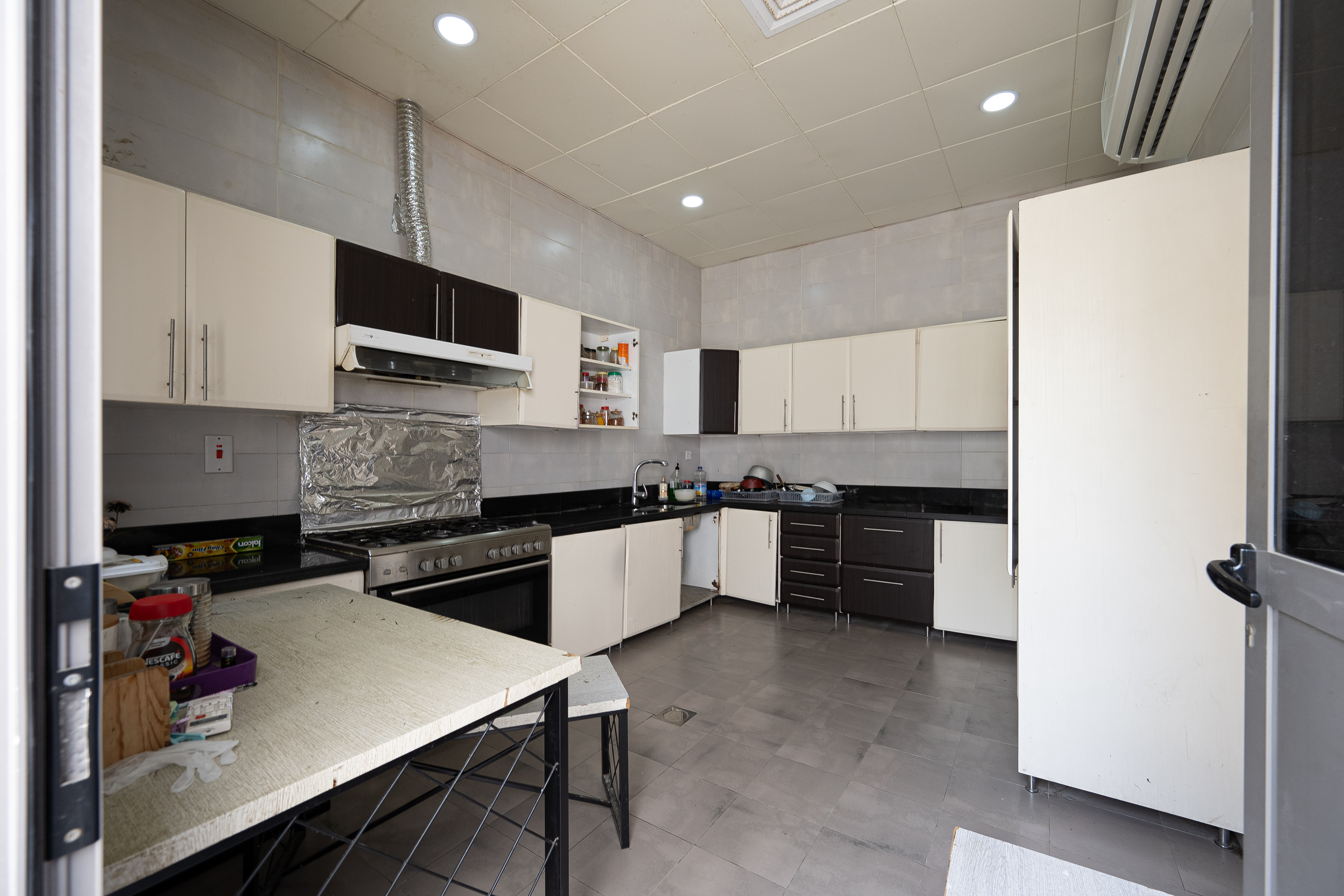 6 Bedrooms Villa in Umm Al Sheif Villas