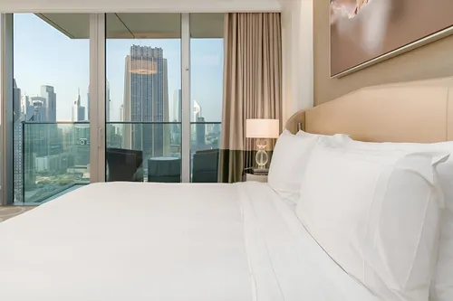4 Bedrooms Apartment in The Address BLVD Sky Collection