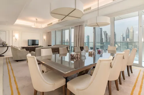4 Bedrooms Apartment in The Address BLVD Sky Collection
