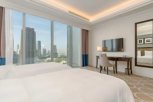 4 Bedrooms Apartment in The Address BLVD Sky Collection