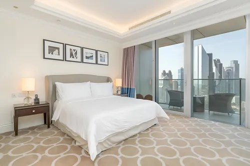 4 Bedrooms Apartment in The Address BLVD Sky Collection