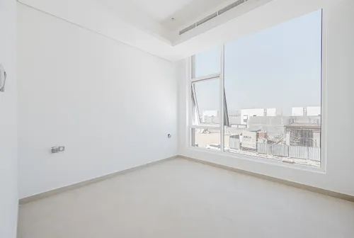 4 Bedrooms Villa in Hoshi 1