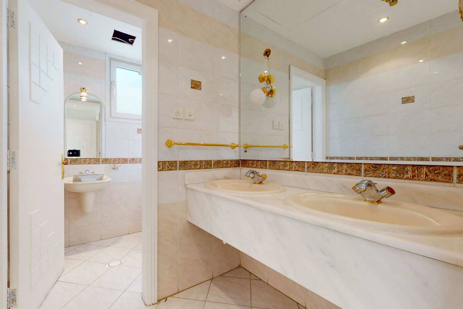 9 Bedrooms Villa in Al Wasl Villas