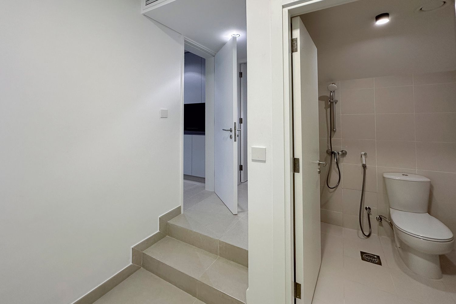 3 Bedrooms Townhouse in Sendian