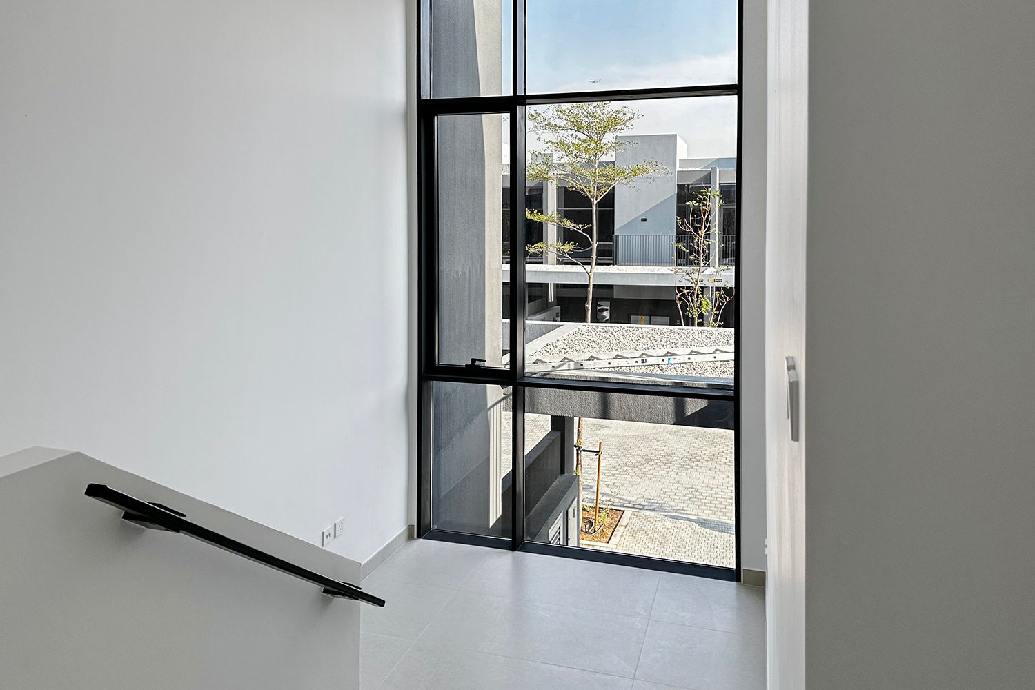 3 Bedrooms Townhouse in Sendian