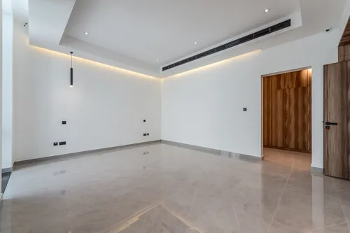 7 Bedrooms Villa in Nad Al Sheba 4