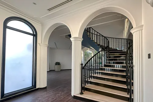 7 Bedrooms Villa in Jumeirah 3 Villas