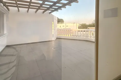 7 Bedrooms Villa in Jumeirah 3 Villas