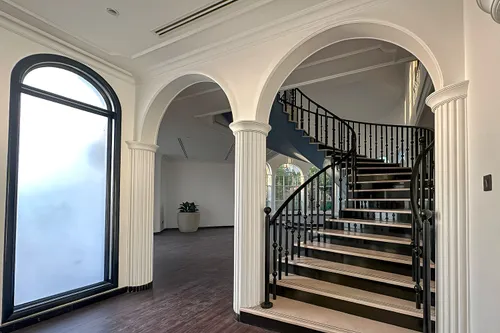 7 Bedrooms Villa in Jumeirah 3 Villas