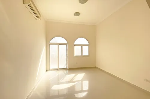 5 Bedrooms Villa in Al Wuheida