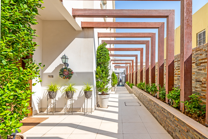 16 Bedrooms Villa in Khalifa City A Villas