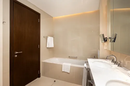 3 Bedrooms Apartment in Address Fountain Views Hotel