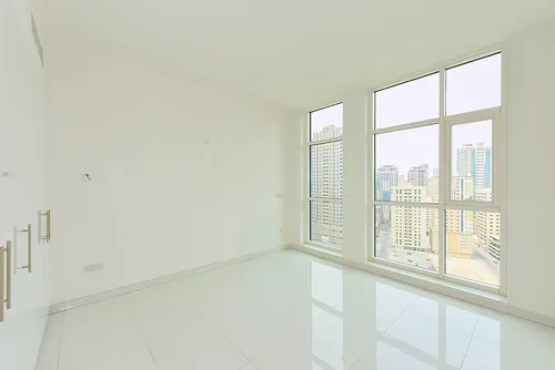 2 Bedrooms Apartment in Al Rayyan Complex