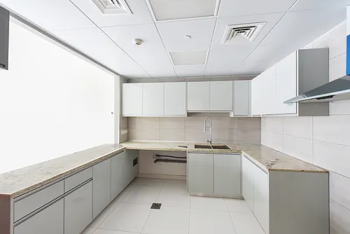 2 Bedrooms Apartment in Al Rayyan Complex