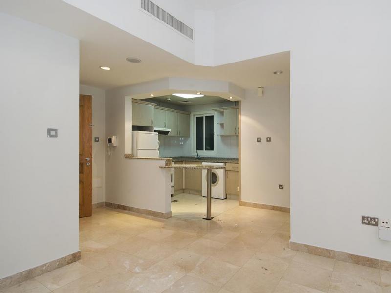 1 Bedroom Apartment in Al Meraikhi Tower