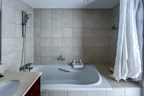 1 Bedroom Apartment in The Residences 9