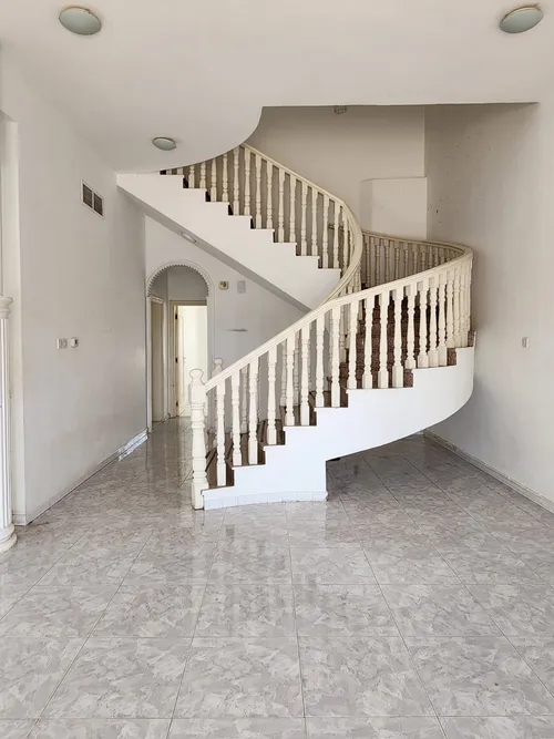 4 Bedrooms Villa in Umm Suqeim 1 Villas