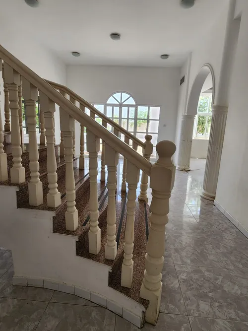 4 Bedrooms Villa in Umm Suqeim 1 Villas