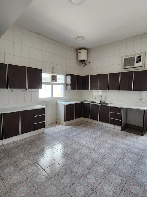 4 Bedrooms Villa in Umm Suqeim 1 Villas