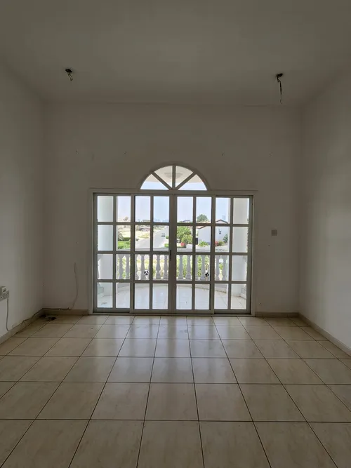 4 Bedrooms Villa in Umm Suqeim 1 Villas